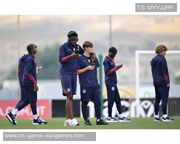 巴塞罗那U17对决阿特诺度U17青少年足球赛精彩回顾与分析